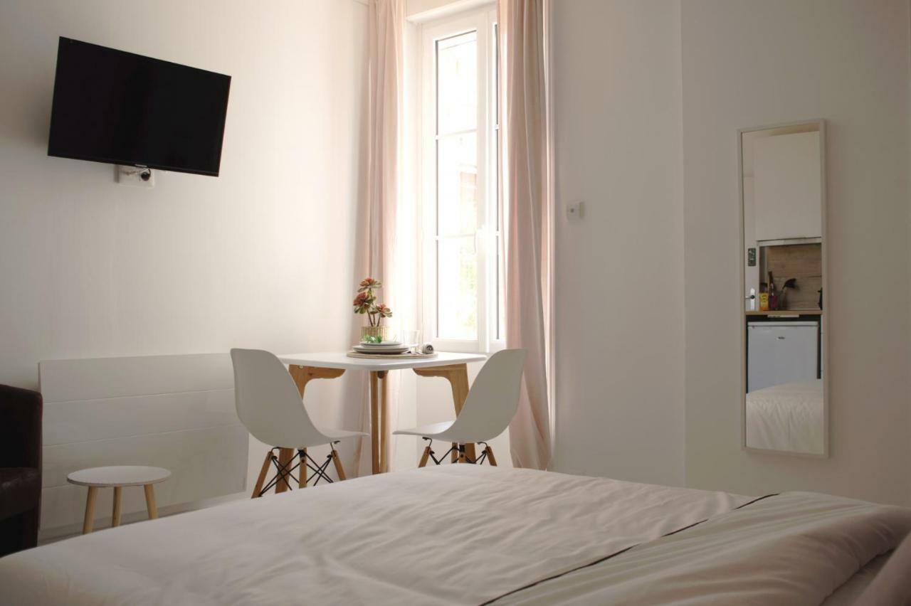 شقة Studio Calme, Lumineux, Wifi, 1.5 Km Du Front De Mer سان نازير المظهر الخارجي الصورة